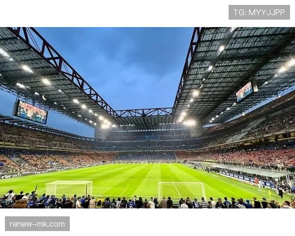 传奇球星重返绿茵场，献上精彩绝伦的足球盛宴