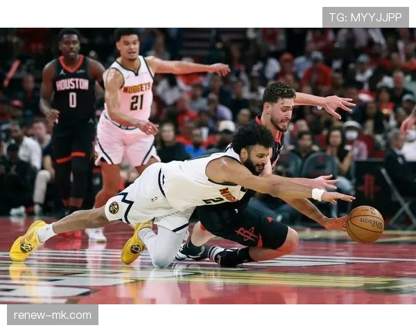 申京利用高位挡拆制造错位，提升篮下终结效率明显